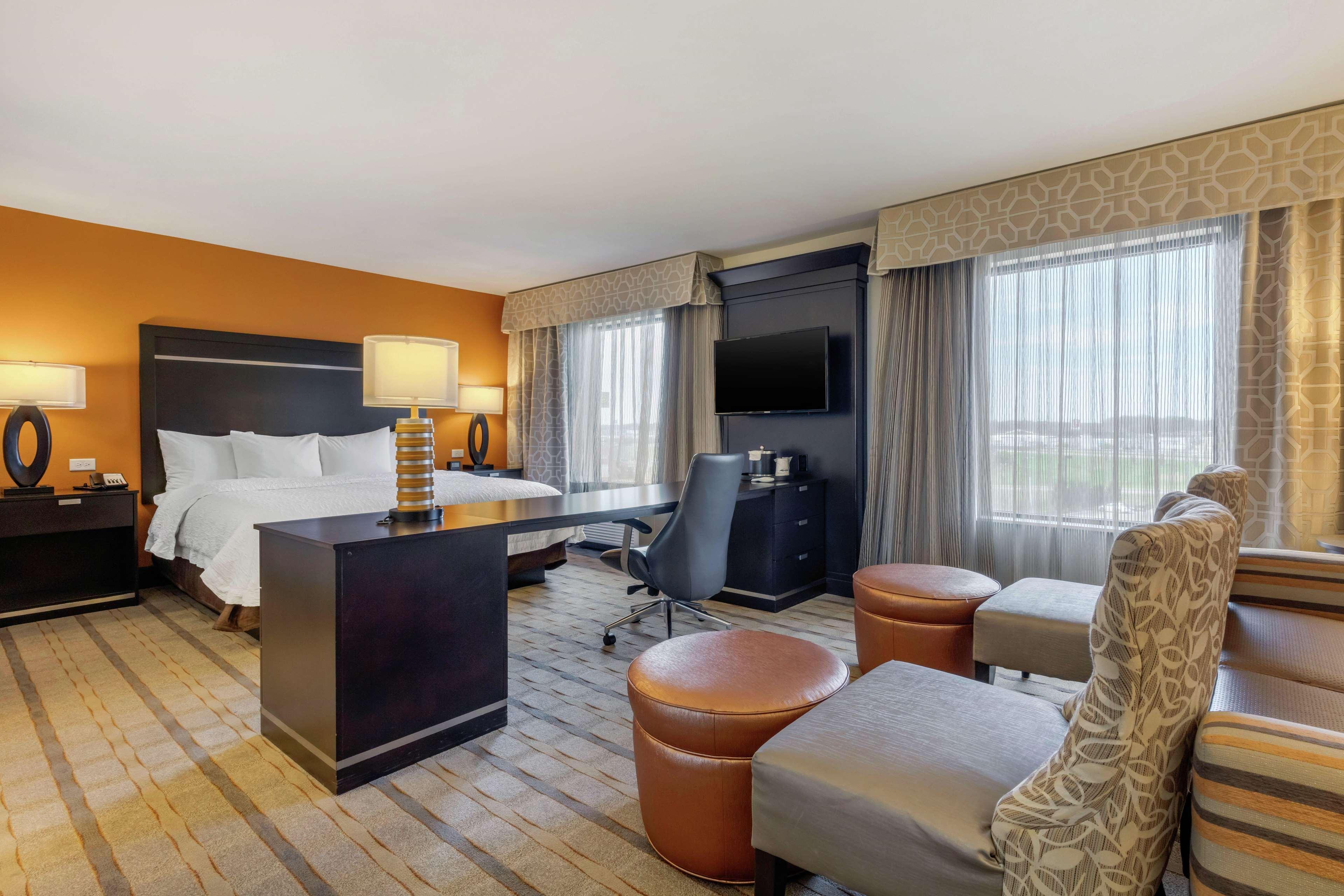 Hampton Inn And Suites Columbus, Ms Esterno foto