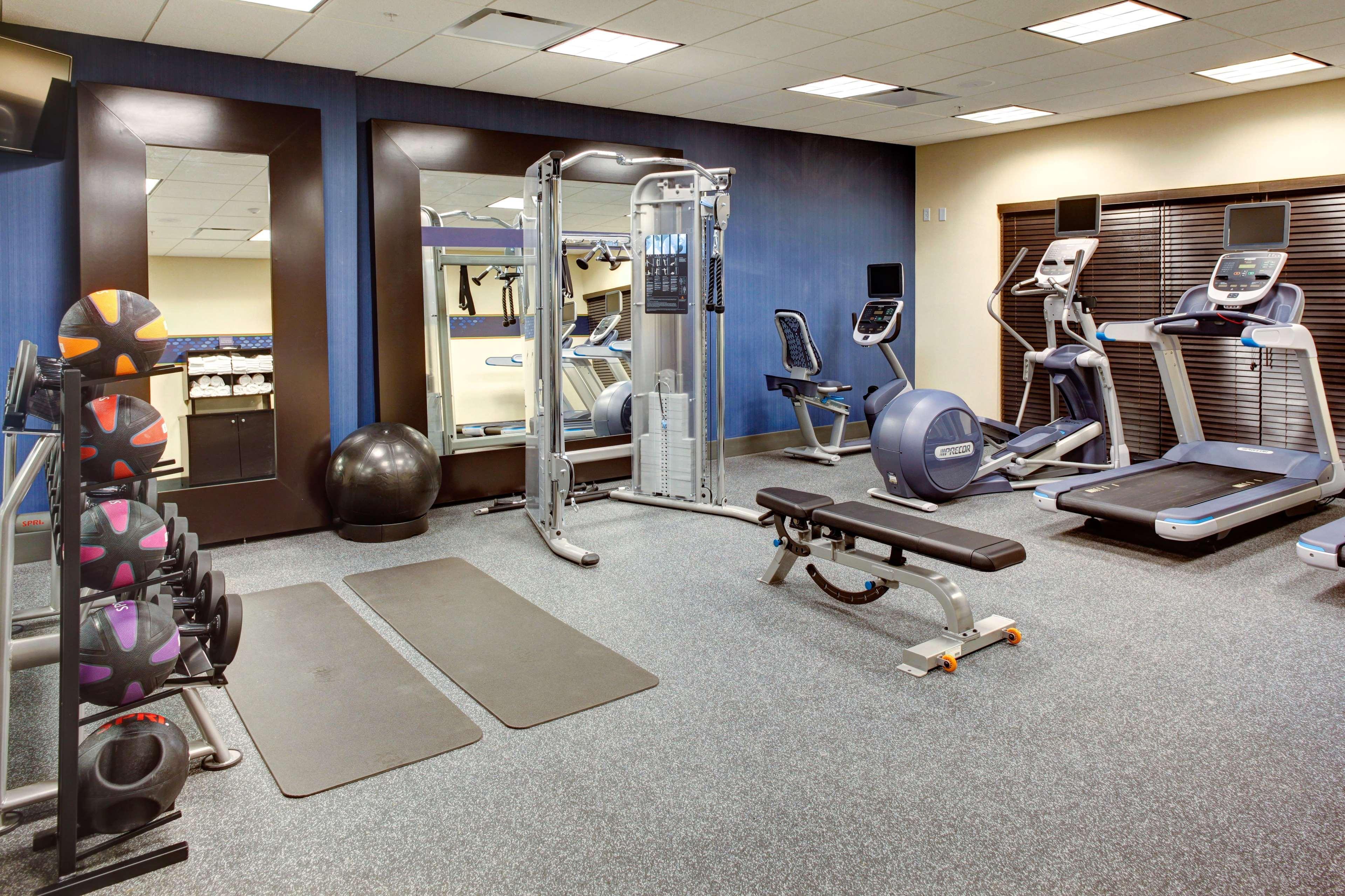 Hampton Inn And Suites Columbus, Ms Esterno foto