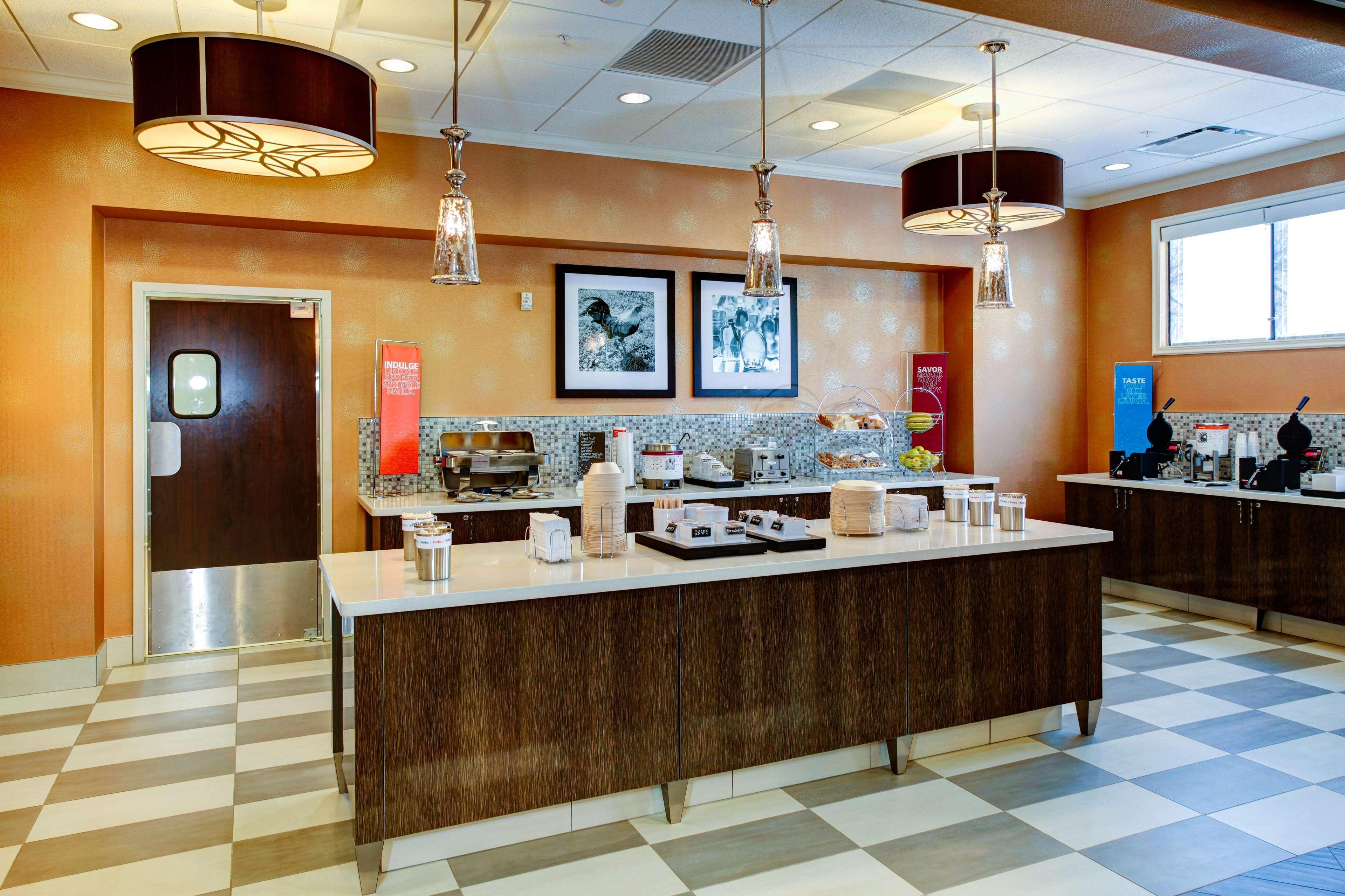 Hampton Inn And Suites Columbus, Ms Esterno foto