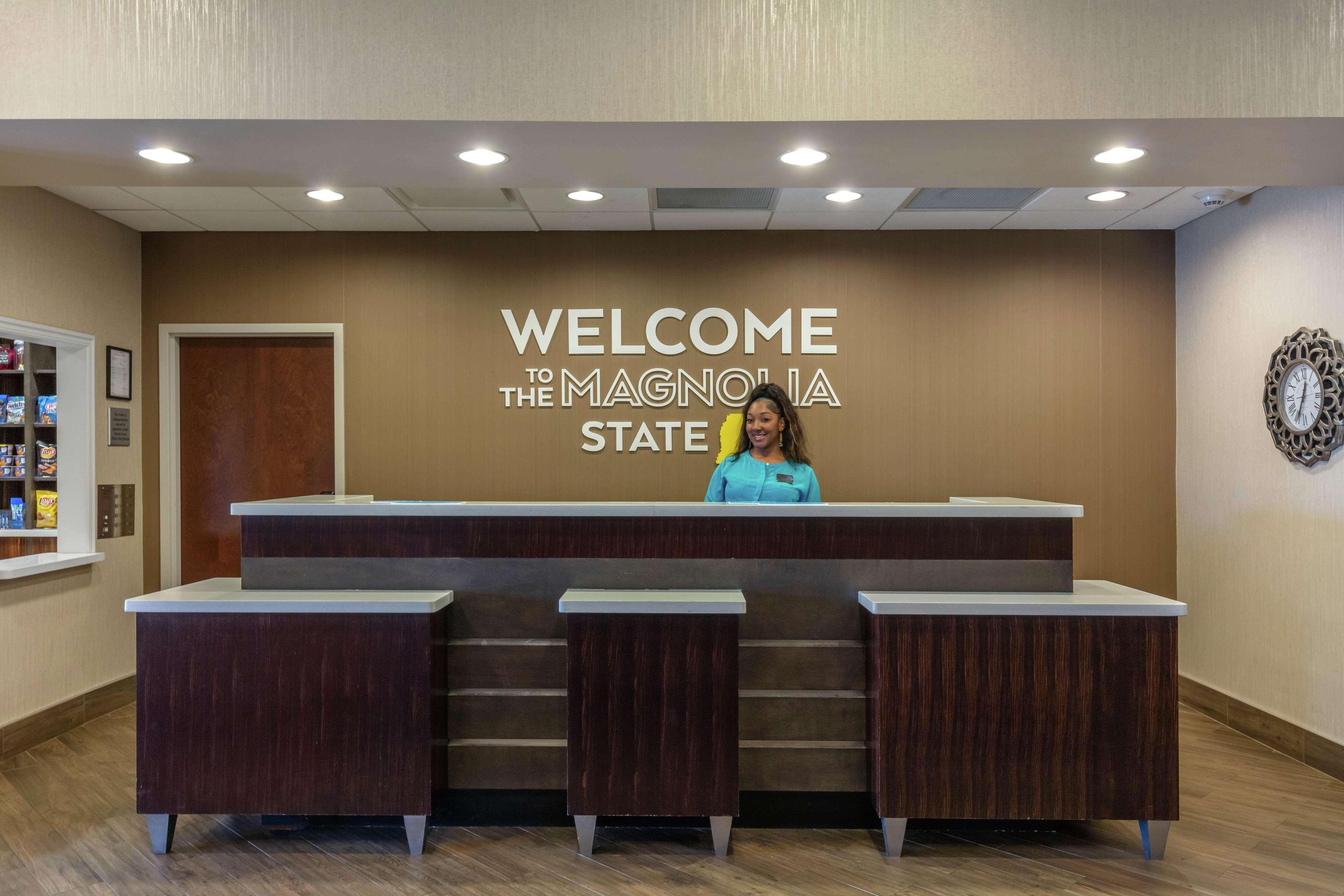 Hampton Inn And Suites Columbus, Ms Esterno foto